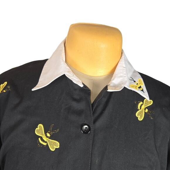 CC Sportswear Womens Large Button Up Shirt Embroidered Bees Nature Preppy AOP - Picture 3 of 9